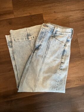 GAP Light Blue Wide-Leg Cropped Jeans